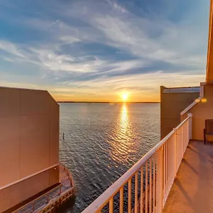  Apartment Wight Bay